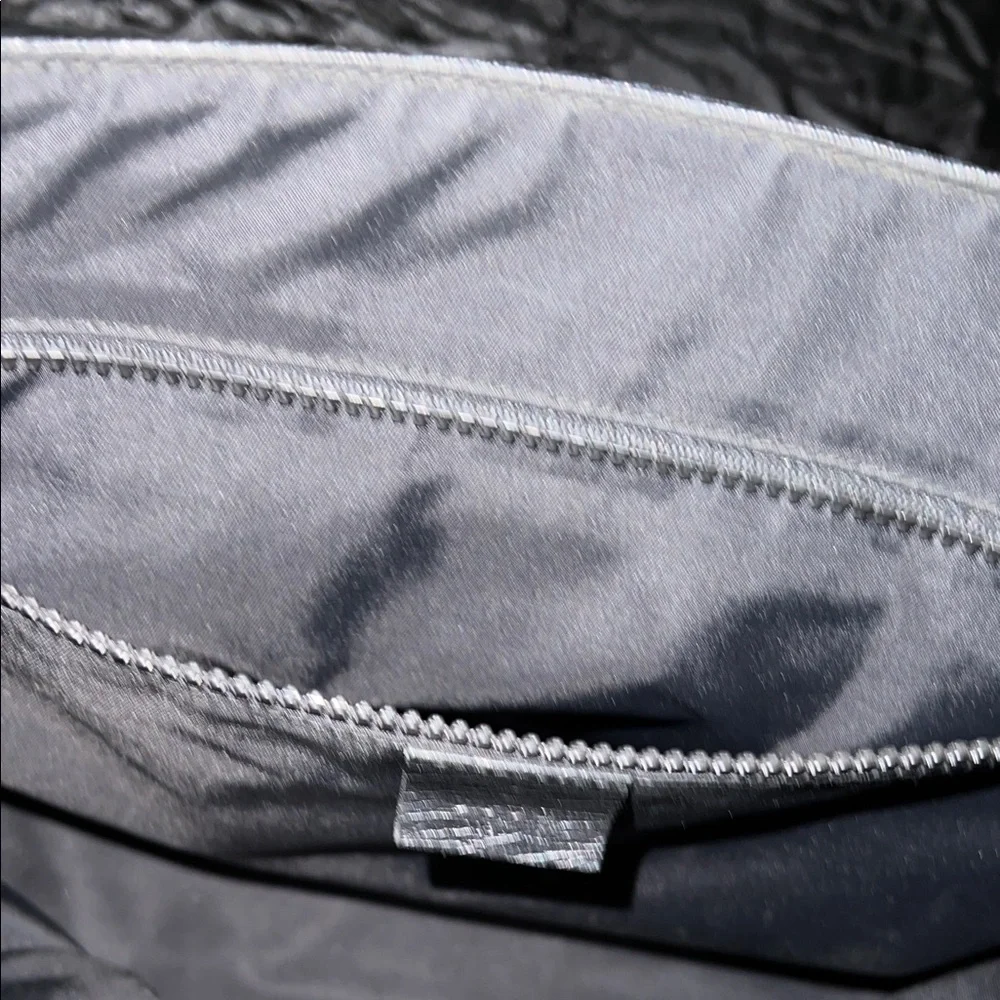 Gucci Dark Gray Monogram Messenger Bag - Picture 10 of 12